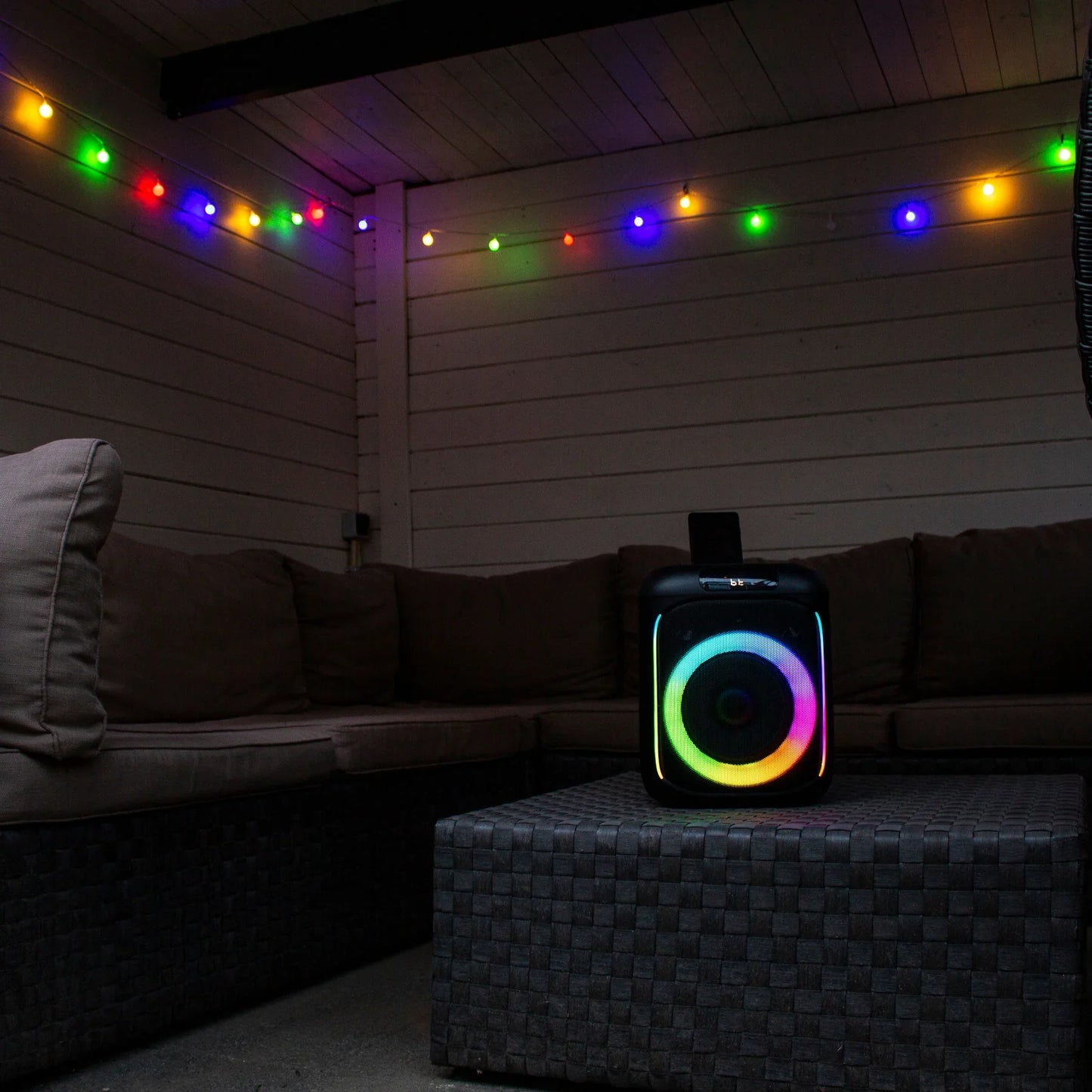 Lenco PA-100 - Party speaker with lights and wireless mic