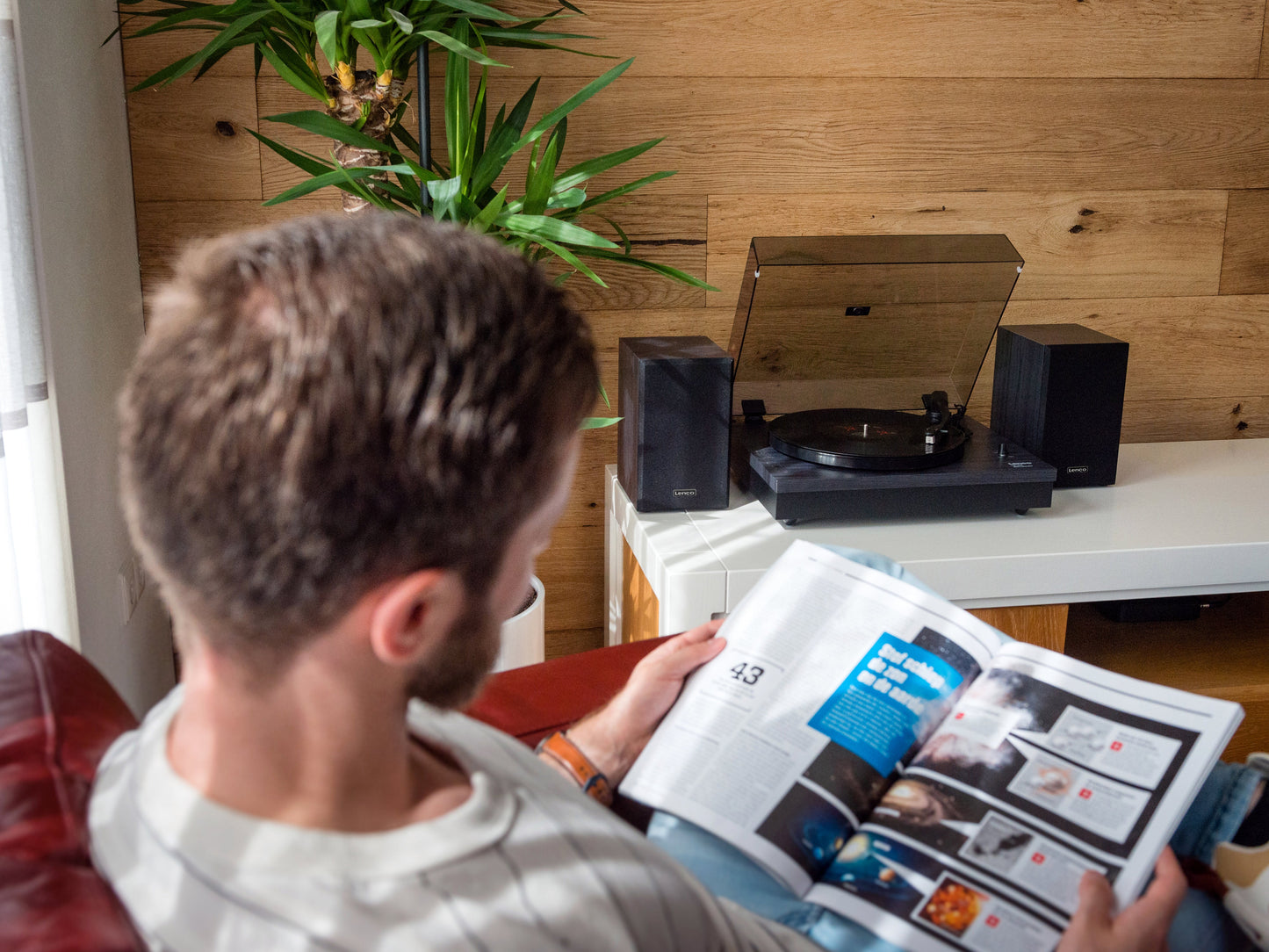 LENCO LS-300BK with Bluetooth® and two separate speakers, black