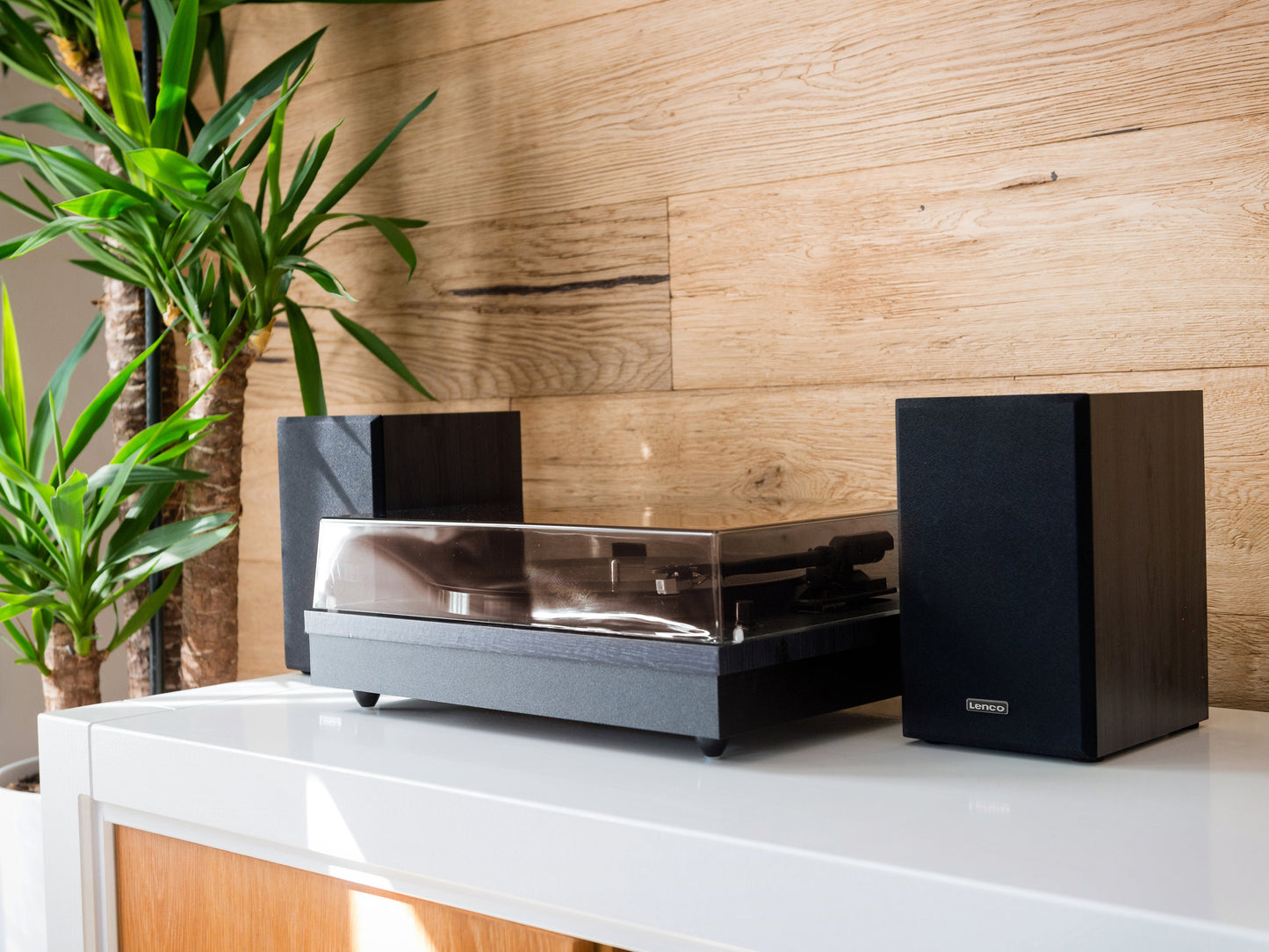 LENCO LS-300BK with Bluetooth® and two separate speakers, black